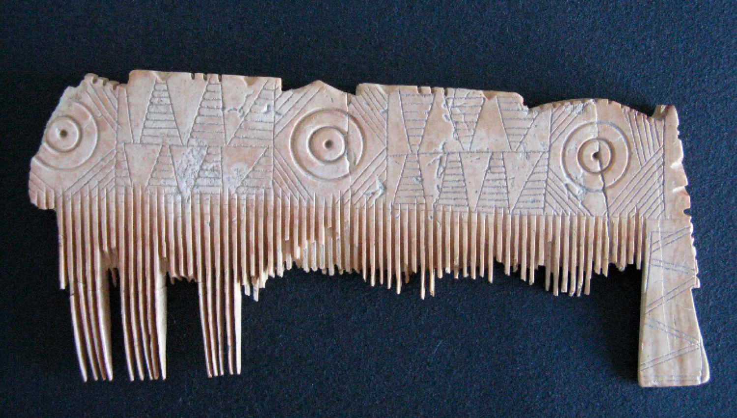 Peine íbero procedente de las excavaciones de El Chuche. Fuente: Red Digital de Colecciones de Museos de España