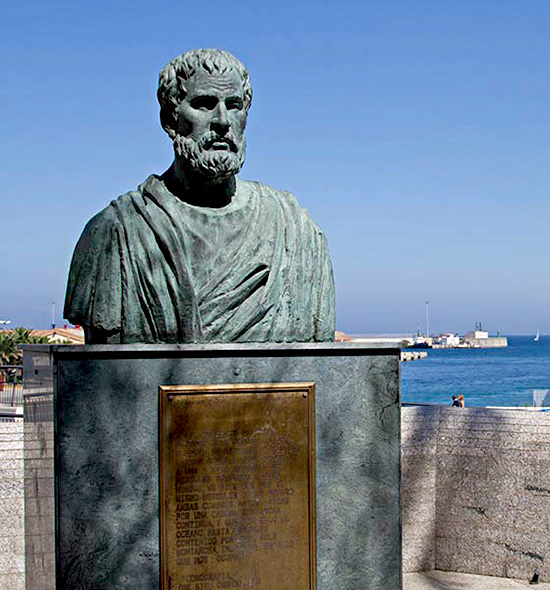 Estatua del geógrafo algecireño Pomponio Mela en Ceuta. Fuente: imperioromanodexaviervalderas.blogspot.com
