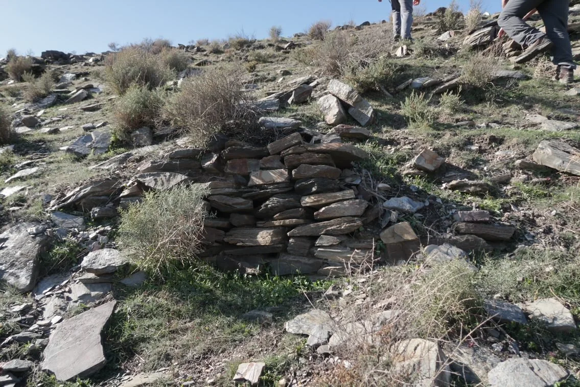 Liezo de muro elaborado con piedra seca. Peñón de las Juntas
