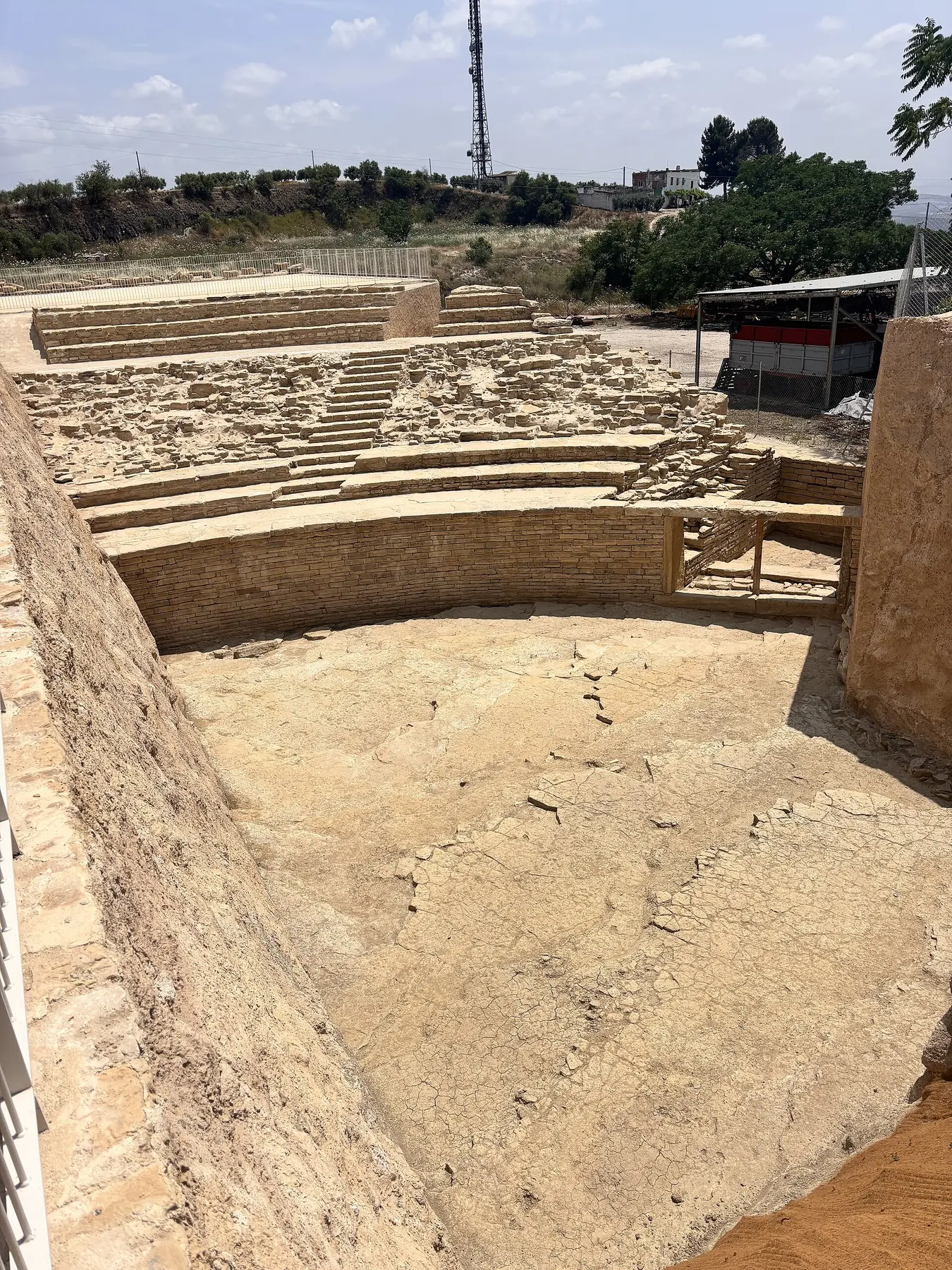 Restos del anfiteatro romano de Porcuna